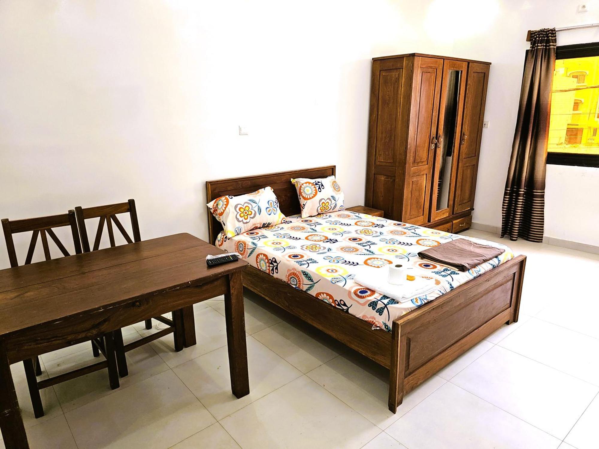 Hotel CHAMBRE PRIVEE- Douche Personnelle-SALON- WIFI-NETFLIX Dakar Exterior foto